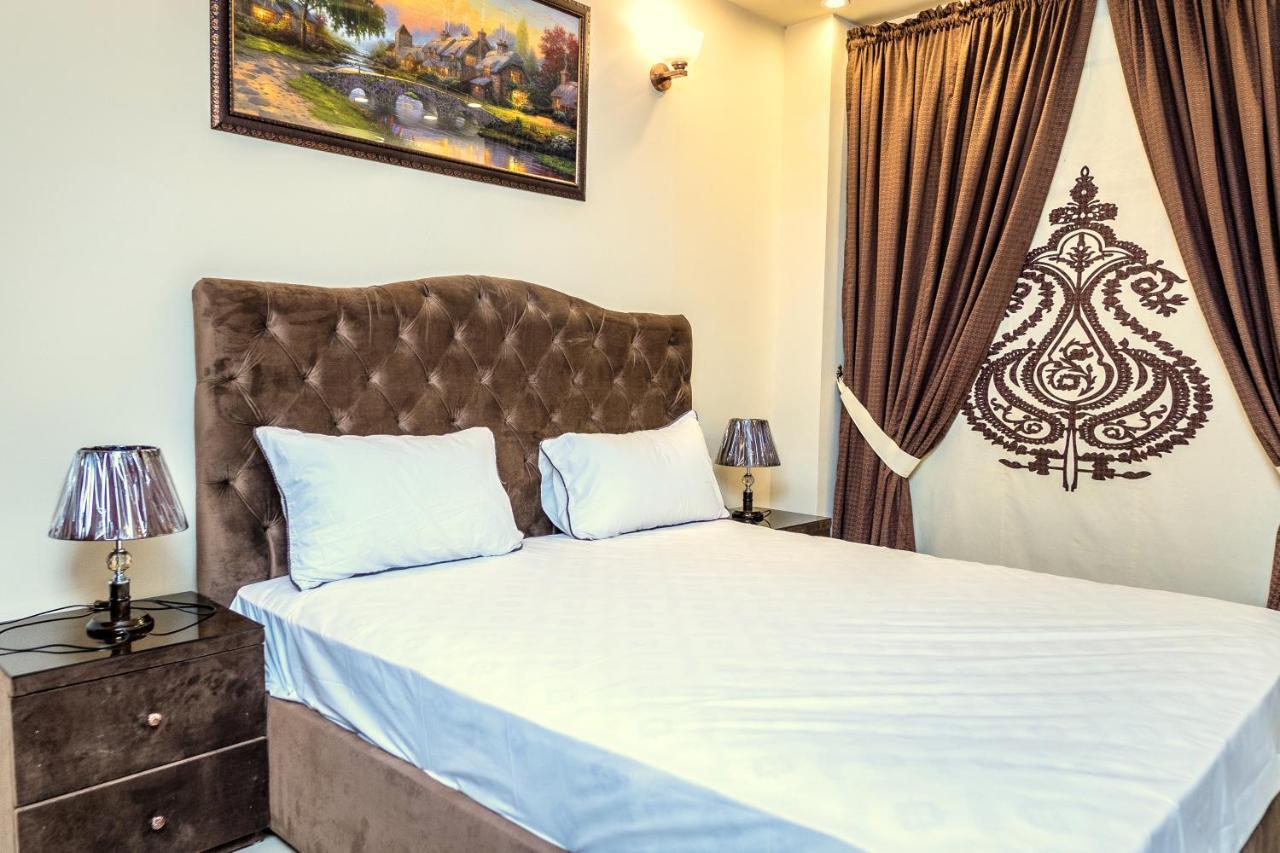 Two Bedroom Deluxe Apartment In Bahria Town Rawalpindi Exteriör bild